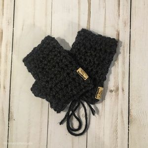 Hand knit fingerless gloves